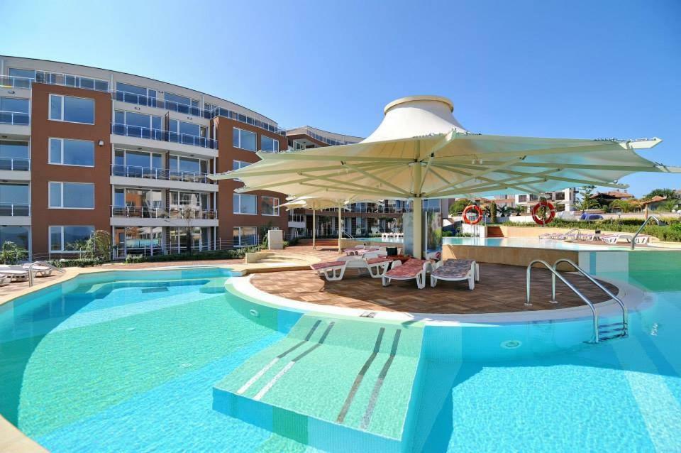 Apartments Del Sol - Sunny Island Complex Chernomorets Dış mekan fotoğraf